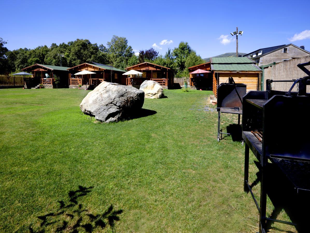 Cabanas Madarsu Vigo de Sanabria Exterior photo